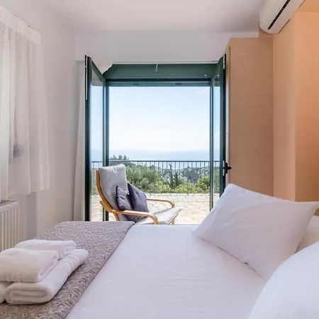 Sapphire Blue Kalamítsi