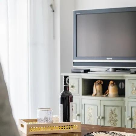 Sapphire Blue Vila *